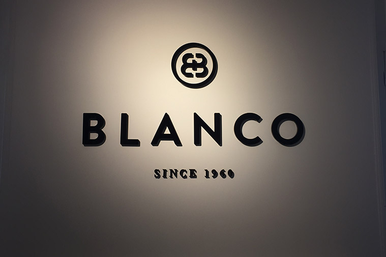 corporeas con iluminacion led