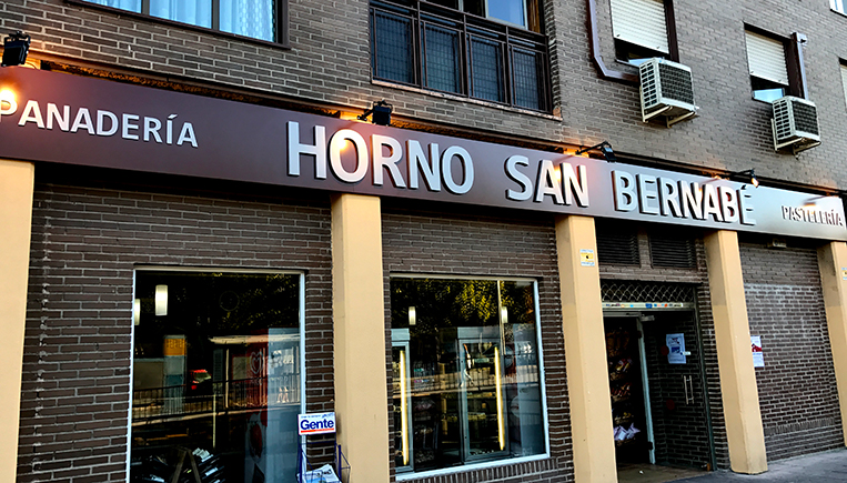 rotulo con iluminacion led