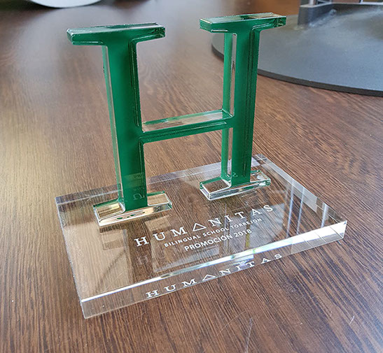 corte e impresion sobre metacrilato 15 mm