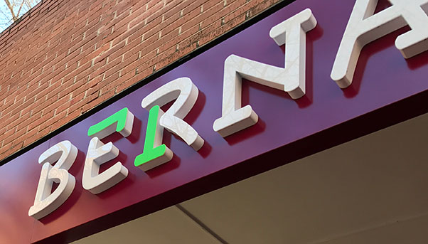 corporeas con iluminacion led