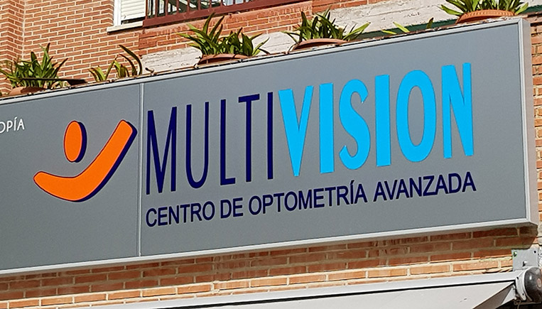 rotulo con iluminacion led